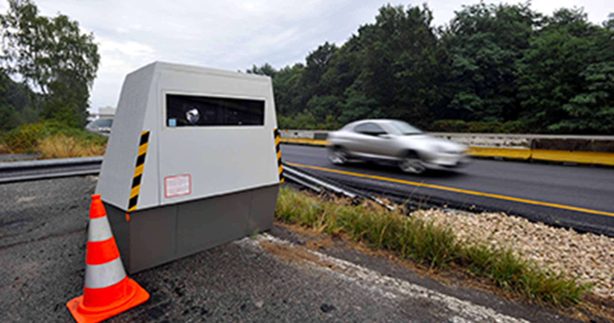 Le gouvernement veut brouiller les signaux avertisseurs de radars