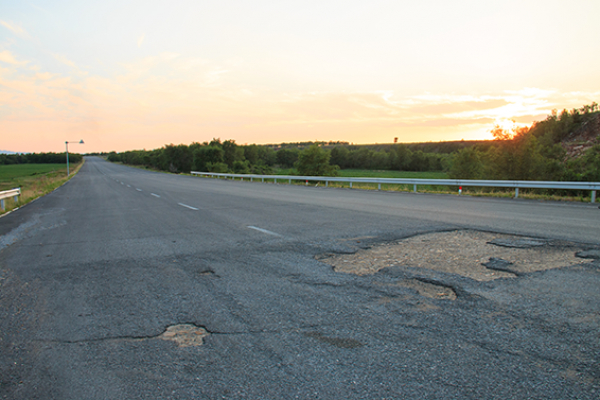 Alerte rouge sur l&#039;état des routes en France !