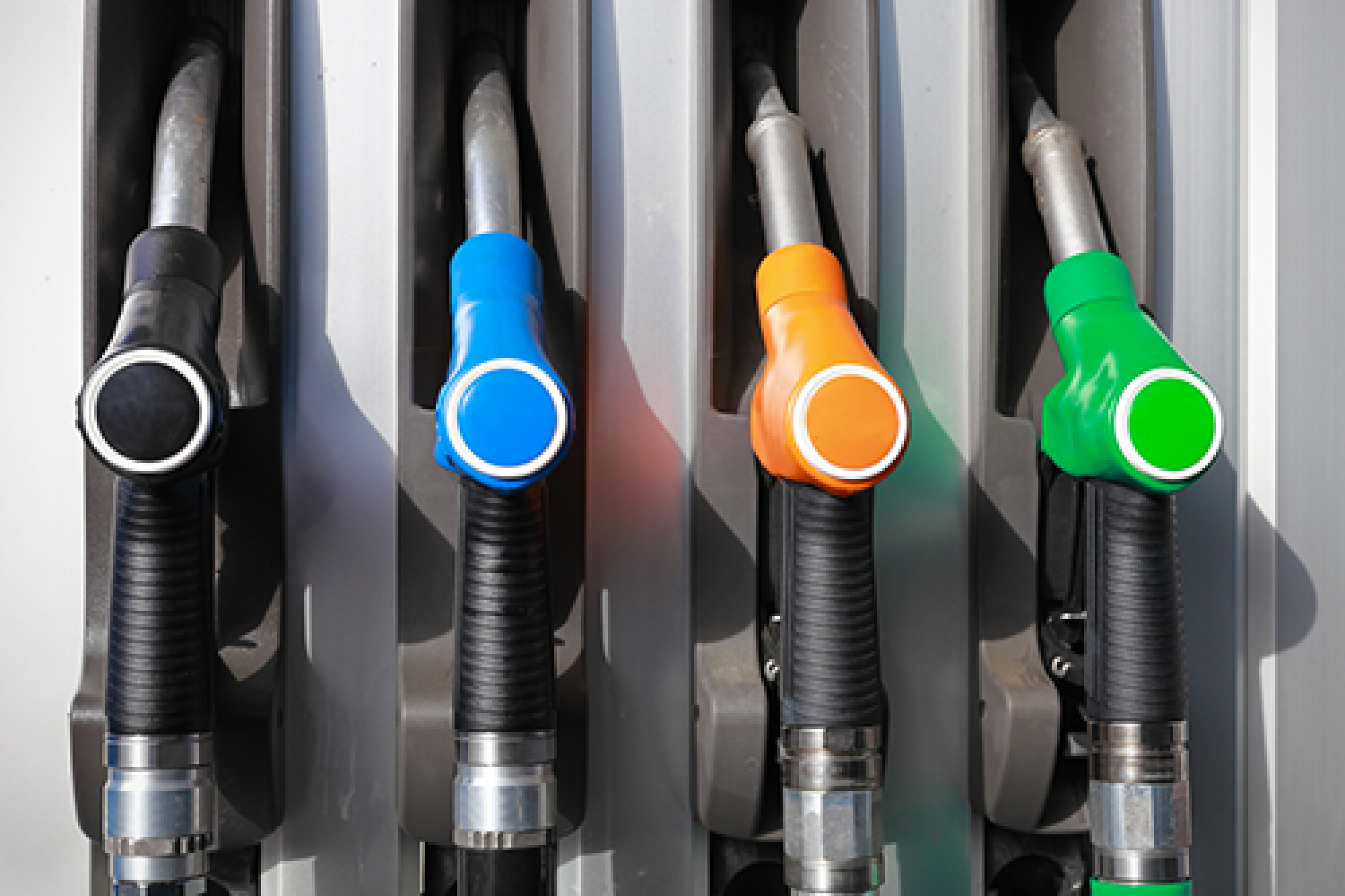 Remise de 15 centimes sur le prix des carburants : un bon début, mais pas une solution durable